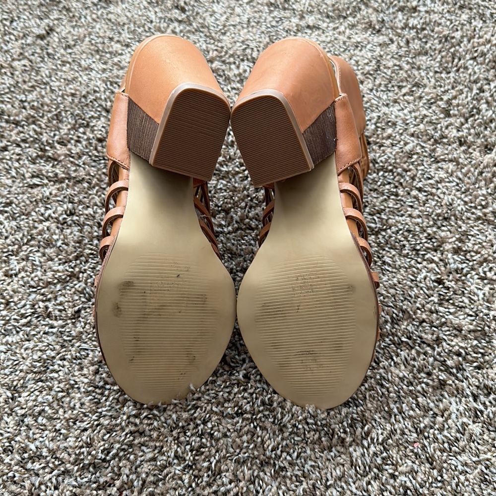 DV by Dolce Vita Caged Heeled Sandal - Picture 5 of 5